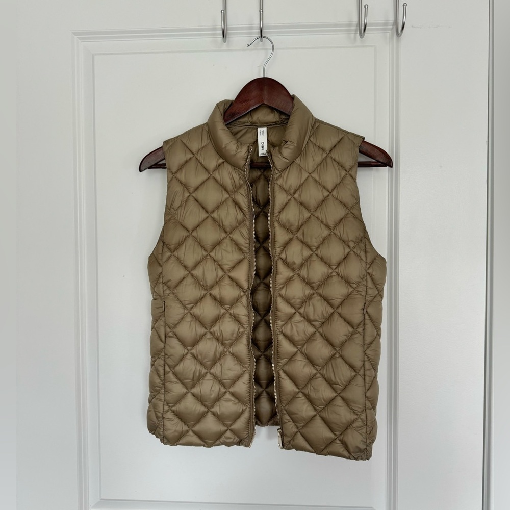 MANGO like NEW FALL quilted vest size Small gold classic beige fall winter